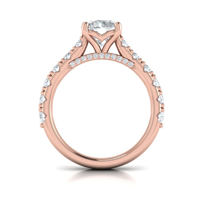 Luxe Classic Engagement Ring