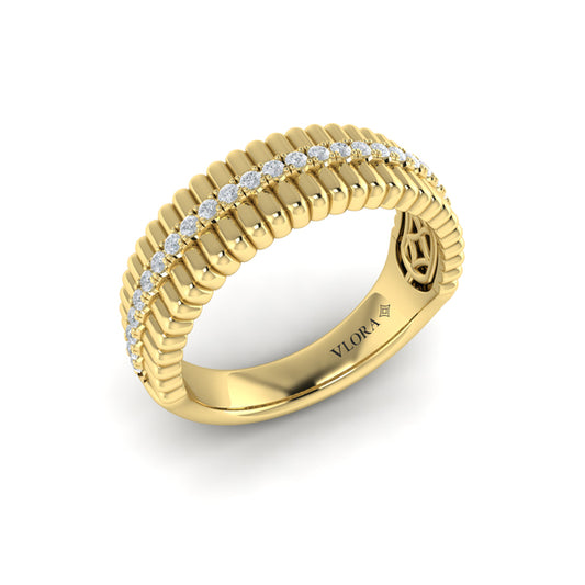 Fluted Ring with Center Diamonds