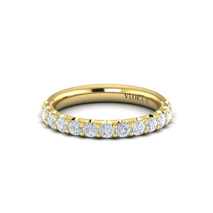 Classic Diamond Prong-Set Band