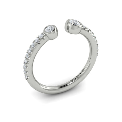 Graduating Diamond Open Ring