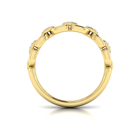 Linked Curves with Diamond Accent Ring