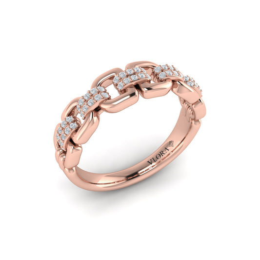 Linked Curves with Diamond Accent Ring