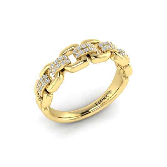 Linked Curves with Diamond Accent Ring