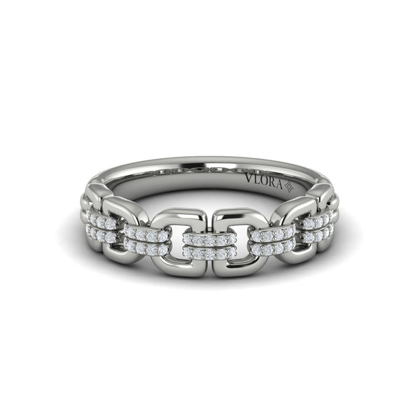 Linked Curves with Diamond Accent Ring