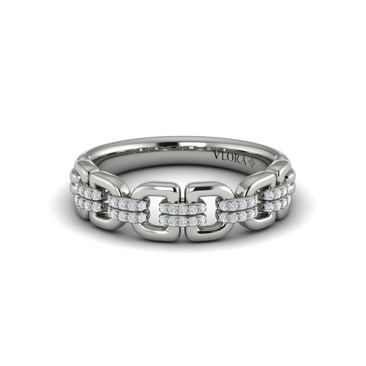 Linked Curves with Diamond Accent Ring