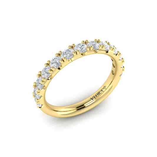 Round Diamond Shared-Prong Band