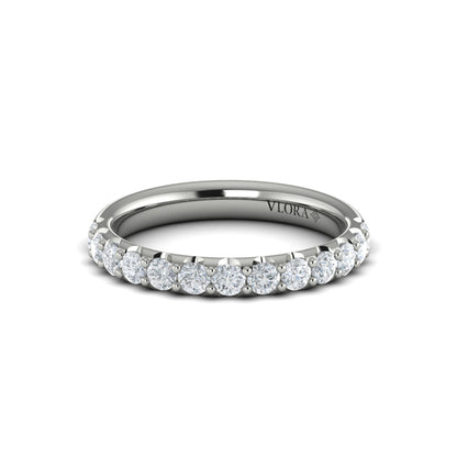Classic Diamond Prong-Set Band