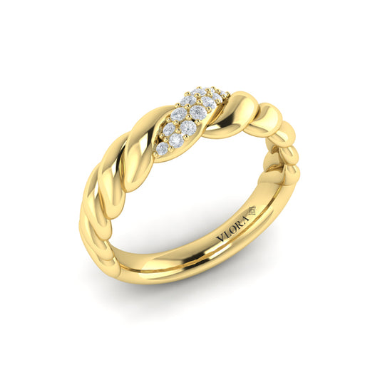 Delicate Twist Ring