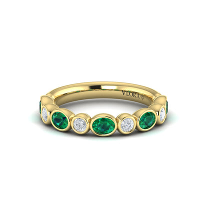 Oval and Round Bezel Set Diamond and Emerald Ring