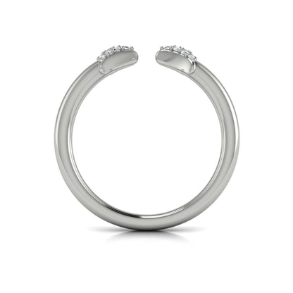 Diamond Ring from MIRAVEL Collection in Platinum