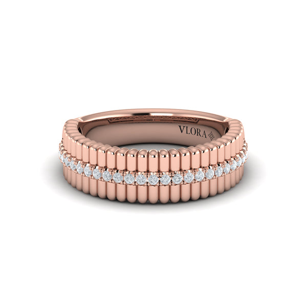 Fluted Ring with Center Diamonds