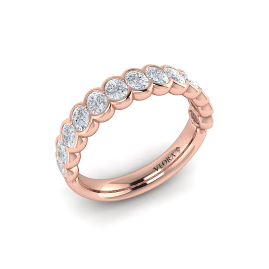 Matching Band to the Oval Accent Oval Diamond Engagement Ring