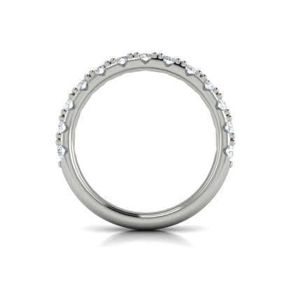Round Diamond Shared-Prong Band