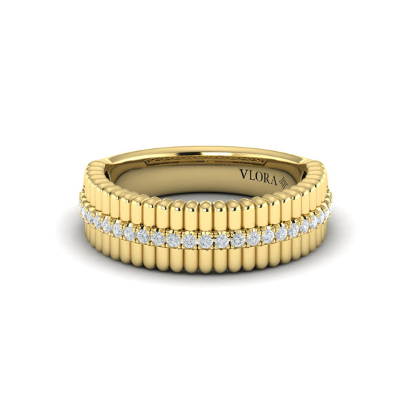 Fluted Ring with Center Diamonds