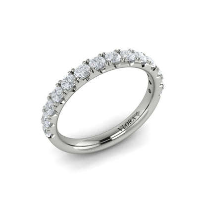 Diamond Prong Set Band