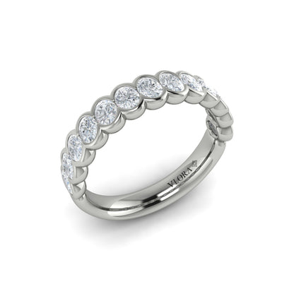Matching Band to the Oval Accent Oval Diamond Engagement Ring
