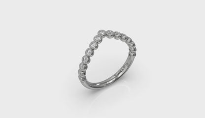 Bezel-Set Chevron Contoured Band
