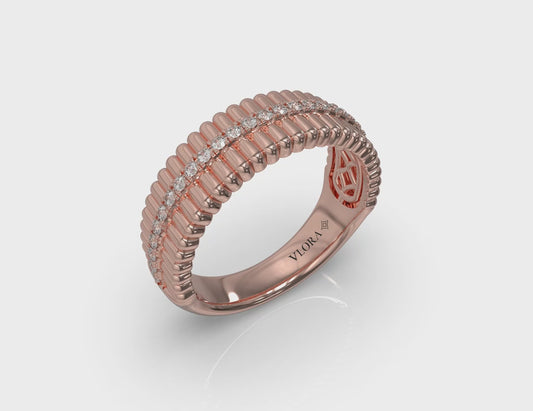 Fluted Ring with Center Diamonds