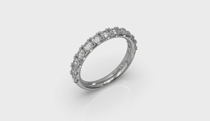 Round Diamond Shared-Prong Band